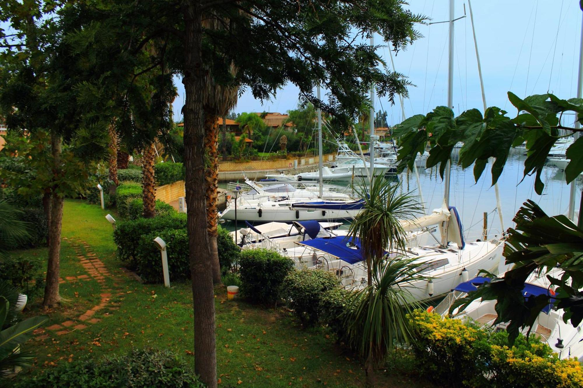 Laguna Azzurra Portorosa Furnari Exterior foto